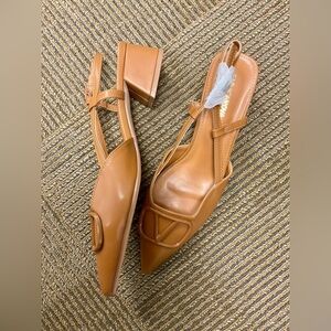 Women’s Fashion Nova Pointy Toe Tan  Dress Sandals Sz 10 New